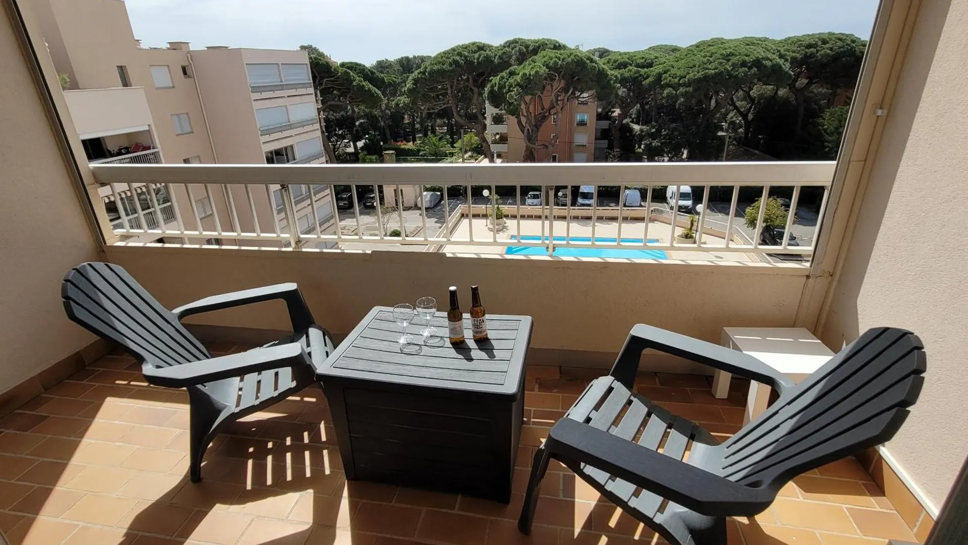 Le Toit Du Port ! Terrasses Spacieuses, Piscine, Climatisation, Parking Hyères 0*,  Francia